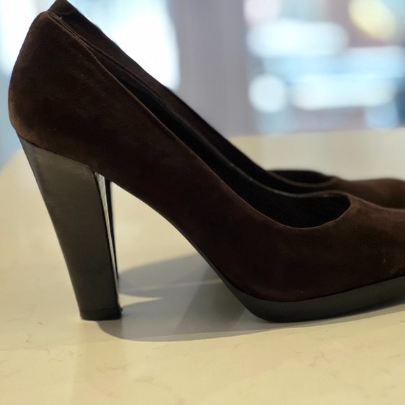 Nine West Chocolate Brown Suede Heels - Picture 1 of 4